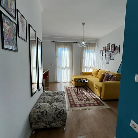 Tirent - Center Prokuroria Διαμέρισμα